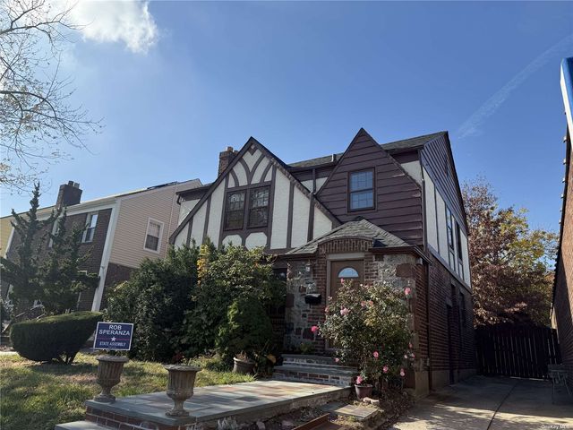 $1,159,000 | 29-12 172nd Street | Murray Hill - Flushing