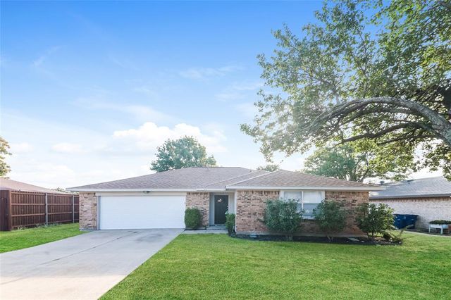 $375,000 | 1104 Roaring Springs Drive | Allen