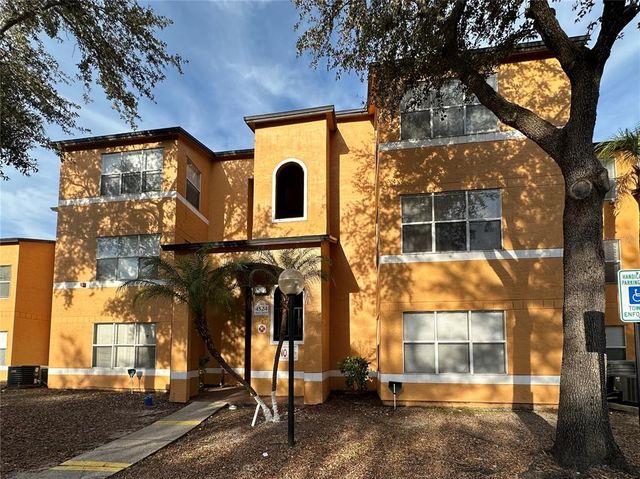 $174,900 | 4524 Commander Drive, Unit 1613 | Venetian Place Condominium