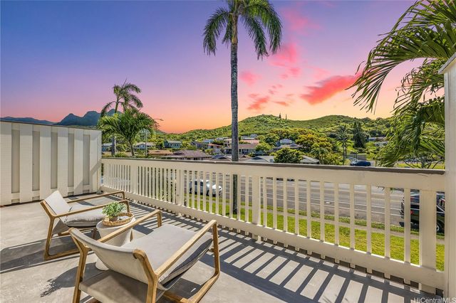 $1,430,000 | 515 Keolu Drive, Unit E | Kukilakila