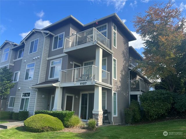 $399,999 | 6127 Hazel Loop Southeast, Unit B9 | Lakeland