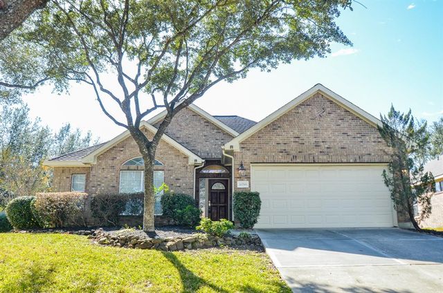 $305,000 | 20798 Oakhurst Creek Drive | Oakhurst at Kingwood