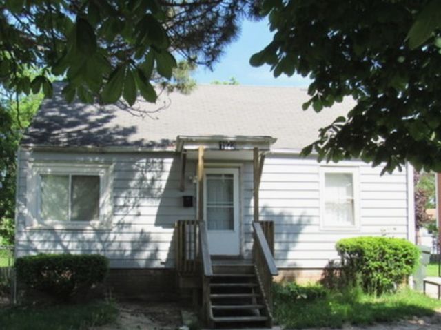 $1,875 | 1923 Grove Avenue | Argonne Park