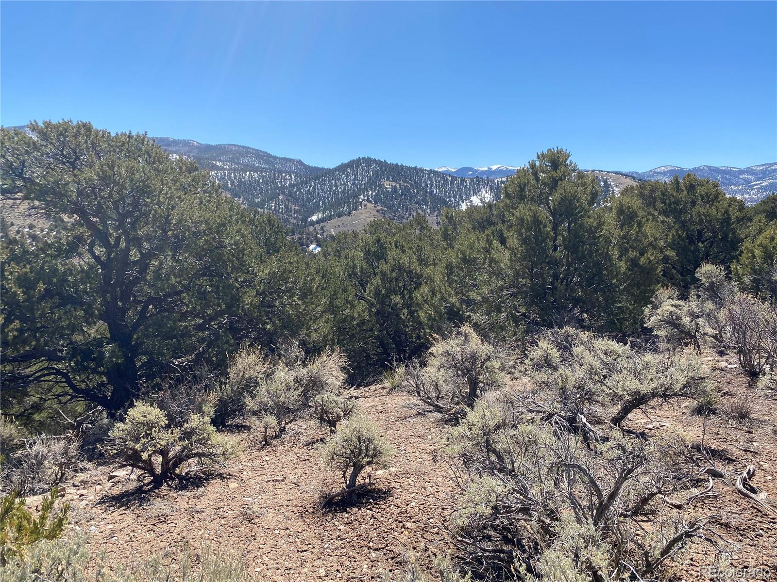 a view of a dry field