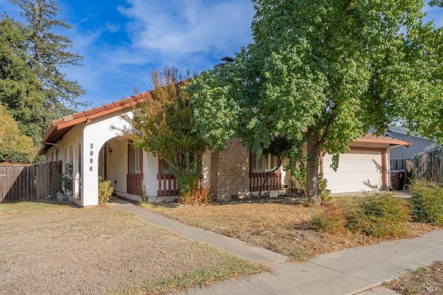 $905,000 | 3996 Alexander Street | Linda Vista