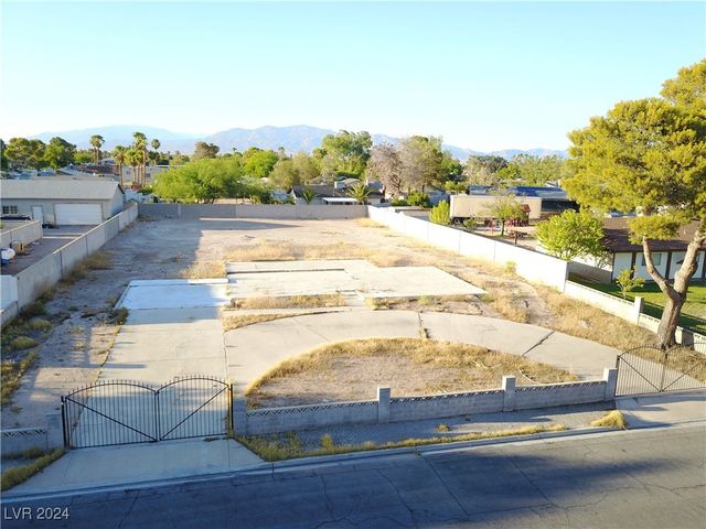 $285,000 | 6570 West Brooks Avenue | Southwest Las Vegas