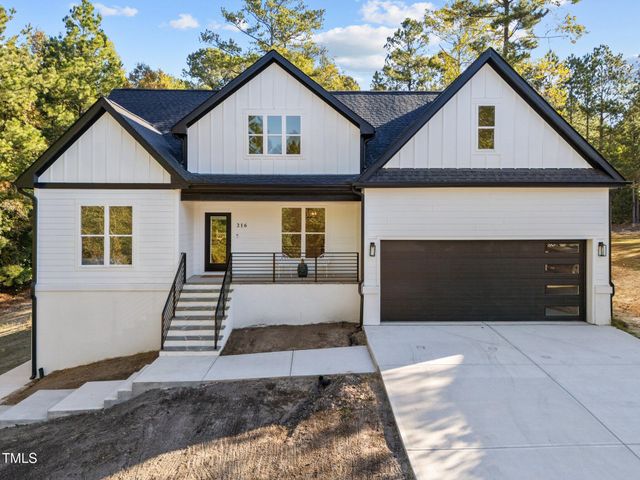 $824,900 | 216 Bayberry Woods Drive | White Oak