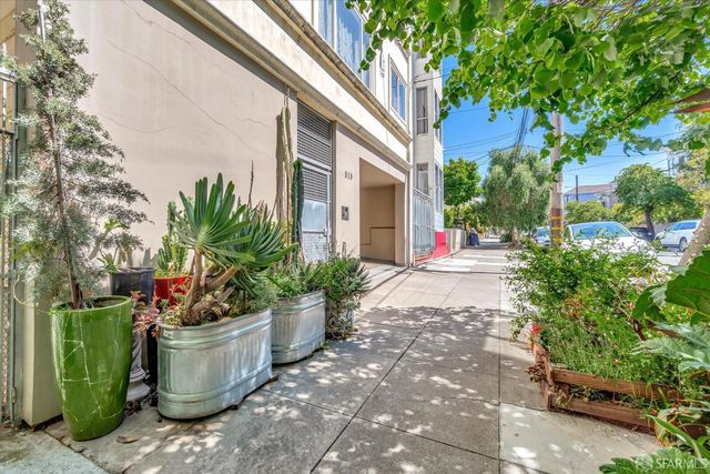 $789,000 | 619 Shotwell Street, Unit 5 | Inner Mission