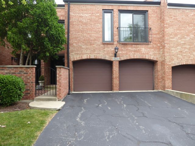 $3,000 | 19-w222 Governors Trail | York Township - DuPage County