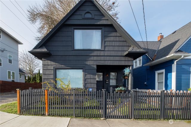 $675,000 | 809 North 2nd Street | New Tacoma