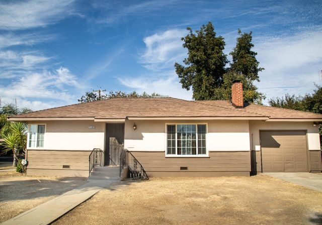 $319,900 | 1105 East Saginaw Way | Fresno High-Roeding