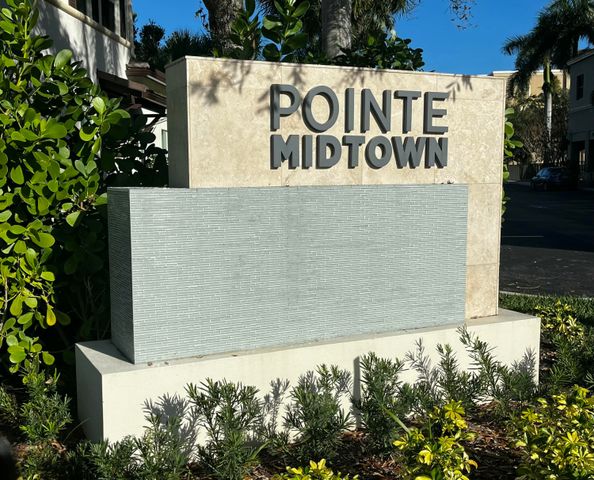 $719,000 | 4924 Pointe Midtown Way, Unit 21 | Palm Beach Gardens