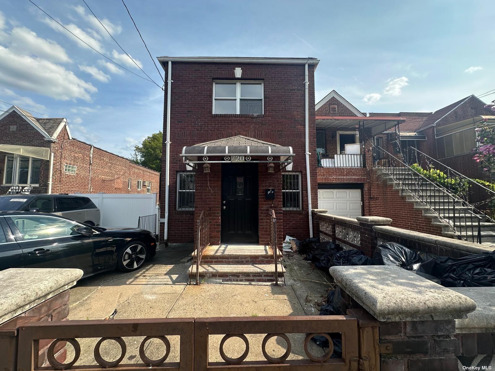 a front view of house with yard