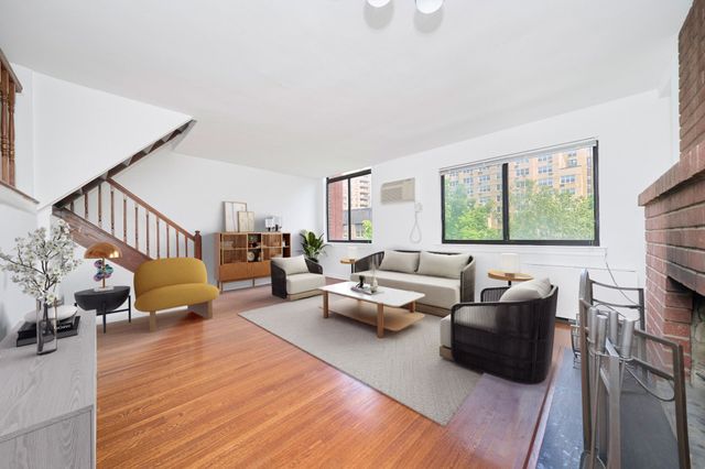 $4,350 | 425 East 84th Street, Unit 2B | Upper East Side