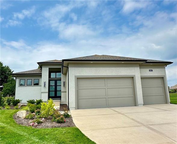 $879,900 | 11162 West 173rd Terrace | Overland Park