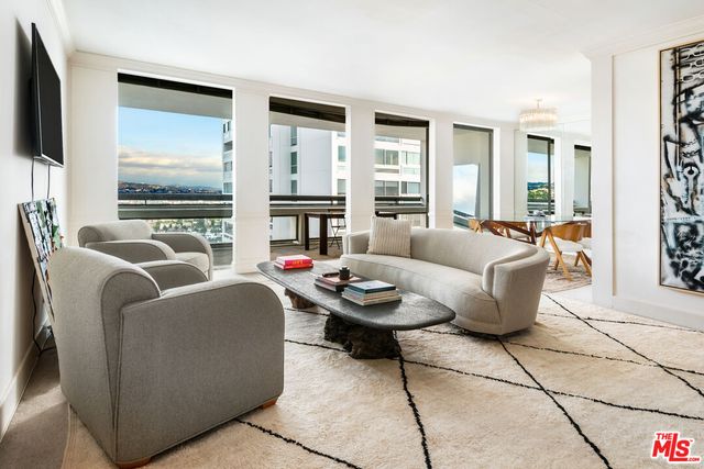 $1,295,000 | 2220 Avenue Of The Stars, Unit 1904 | Century City