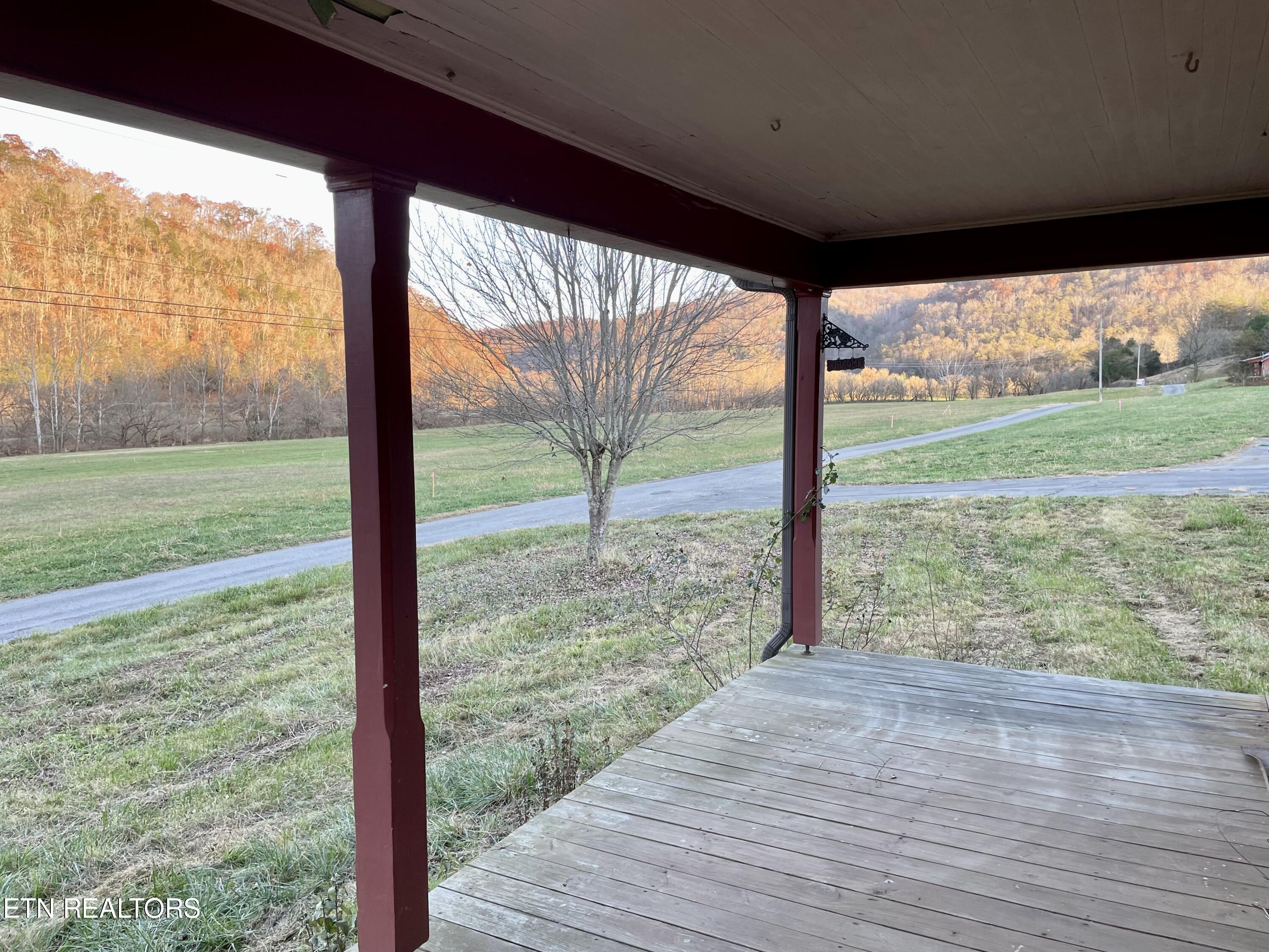 Clinch River Community School - Home