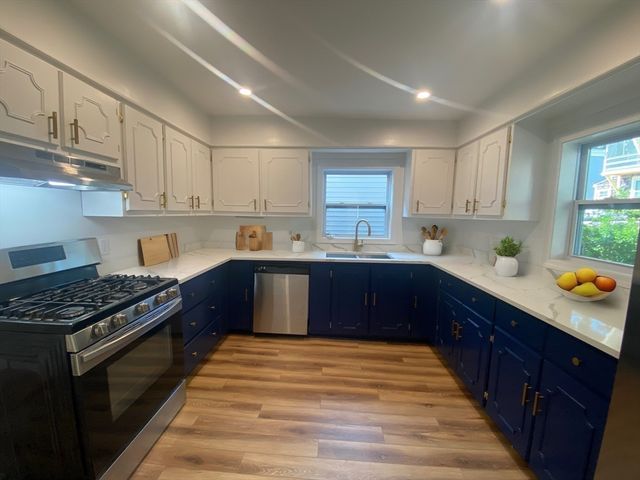 $399,500 | 17 Columbia Street | West New Bedford