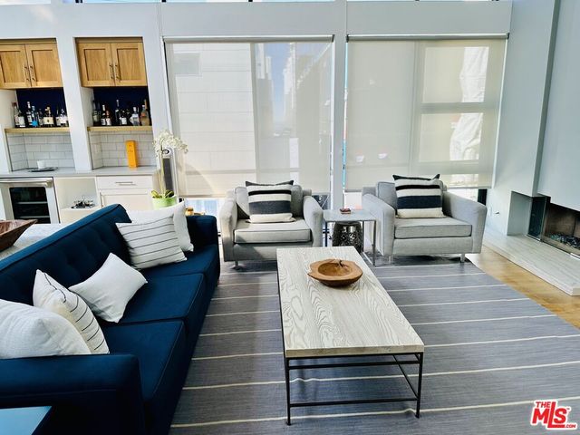 $25,000 | 11 Union Jack Street | Marina del Rey