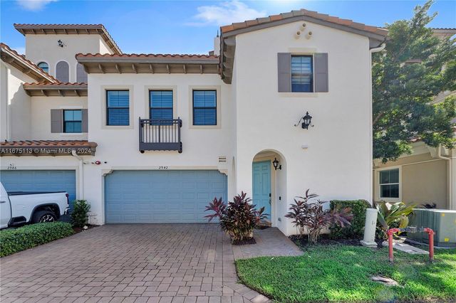 $955,500 | 2942 Northwest 124th Way | Sawgrass