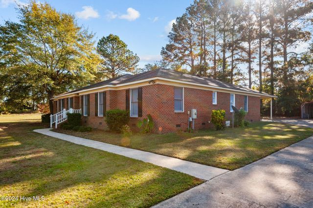 $340,000 | 506 Sedgefield Drive | Greenville