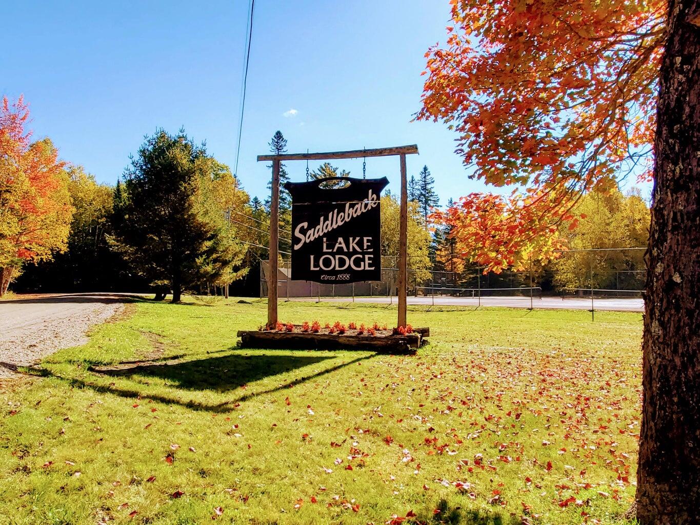 Saddleback Lake Lodge