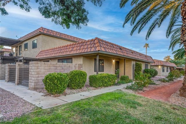 $339,950 | 744 Apple Tree Court | Pepper Tree