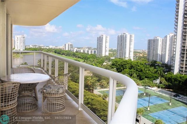 $3,500 | 20191 East Country Club Drive, Unit 1204 | The Terraces at Turnberry