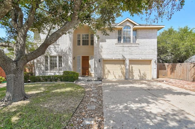 $2,450 | 1001 Clear Lake Lane | Leander