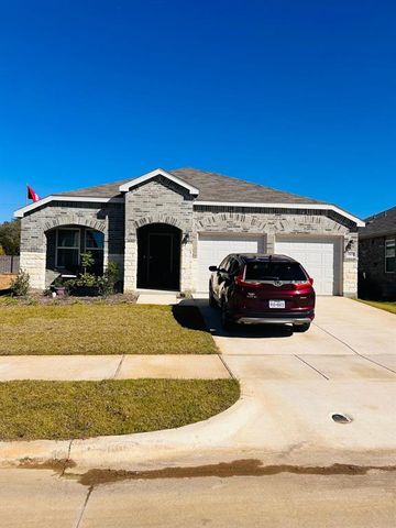 $2,150 | 1909 Village Creek Lane | Denton