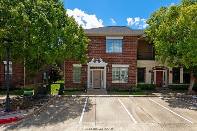 $269,900 | 325 Forest Drive | College Station