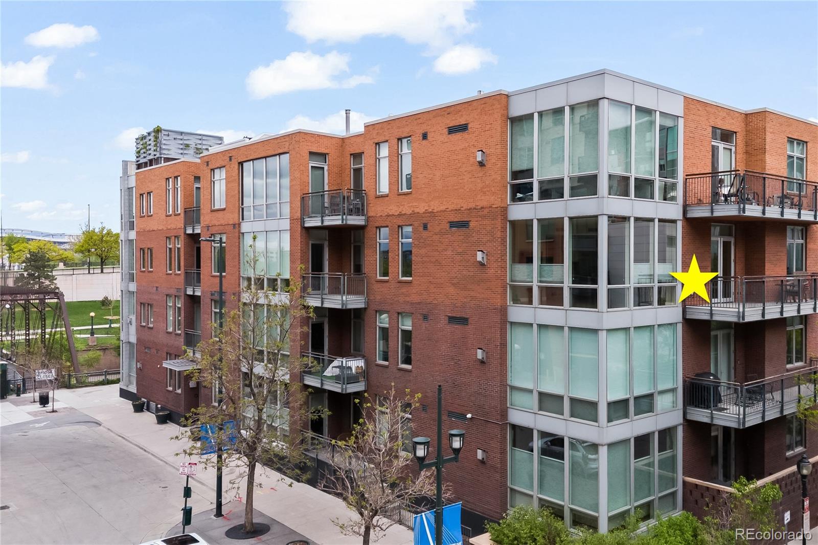 a tall building with a outdoor space