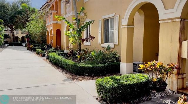 $422,500 | 8956 Southwest 18th Street, Unit 1106 | Miramar