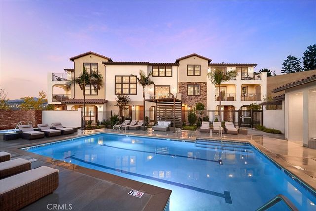 $699,990 | 205 Niebla Lane | North Mission Viejo