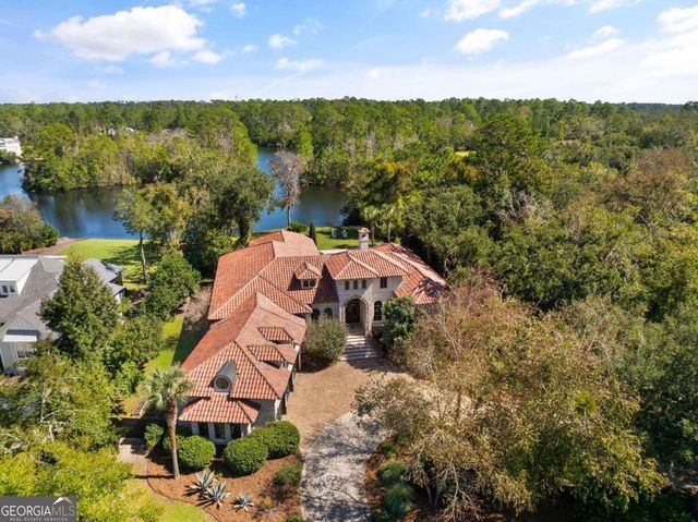 $2,400,000 | 139 Stillwater Drive