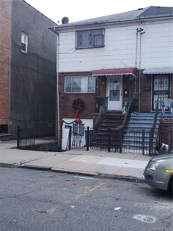 a view of a house with a patio