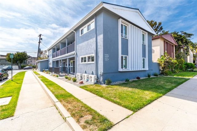 $3,290 | 11631 Gateway Boulevard, Unit 1/2 | West Los Angeles