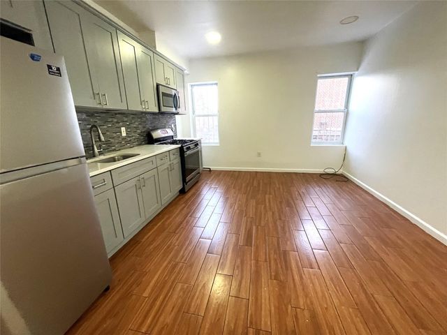 $3,500 | 37-39 104th Street, Unit 2 | North Corona