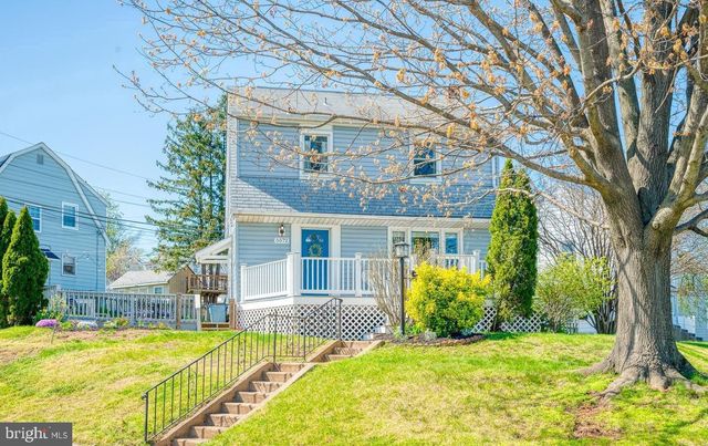 $345,000 | 5572 Oakland Road | Arbutus