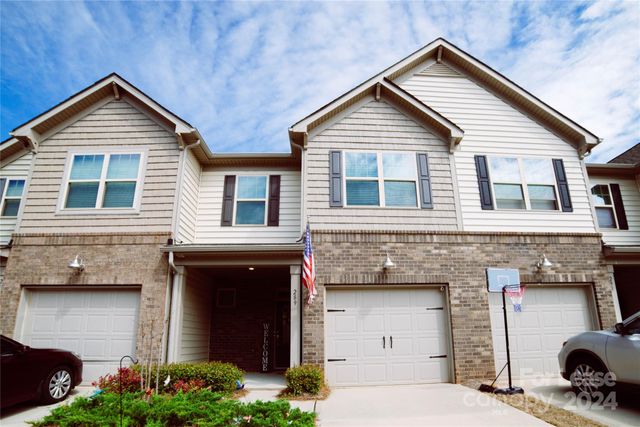 $2,525 | 289 Ascot Run Way | Waterside at the Catawba