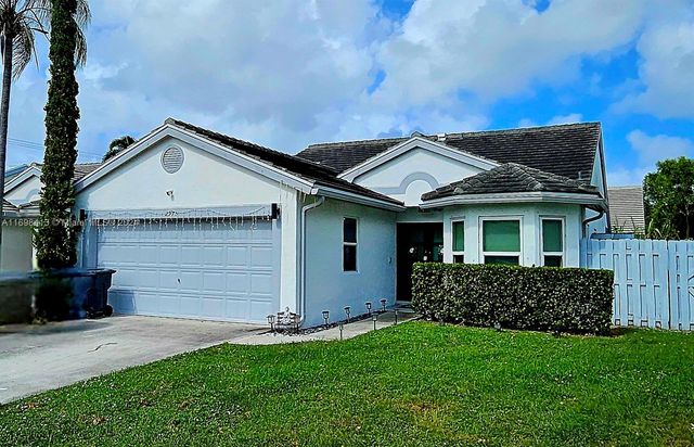 $469,999 | 2975 Torrey Pine Lane