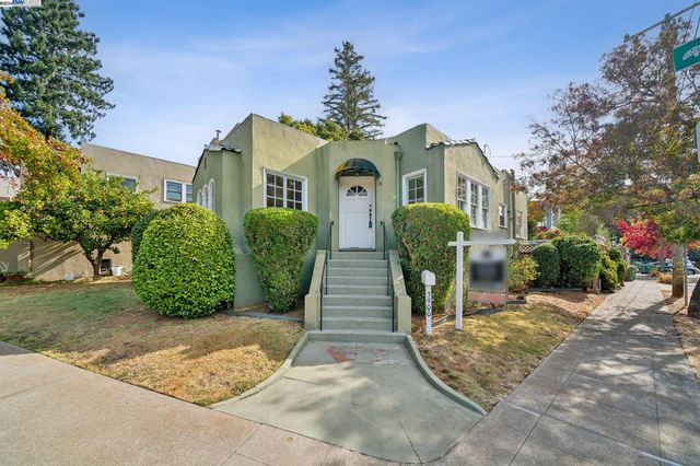 $675,000 | 3900 Laurel Avenue | Upper Laurel