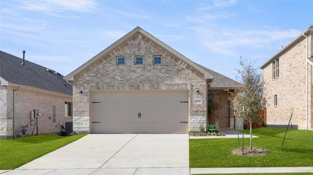 $316,990 | 424 Silent Pond Lavon Tx 75166