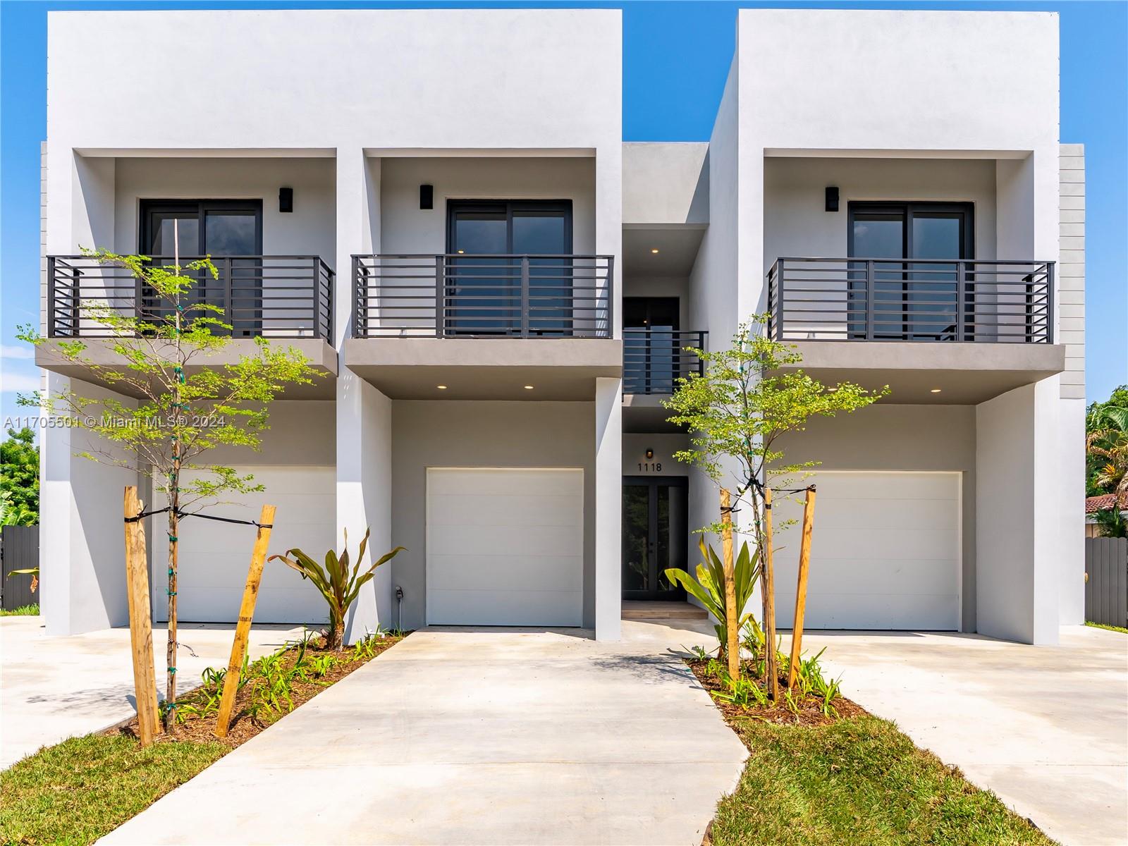 a house view with a outdoor space