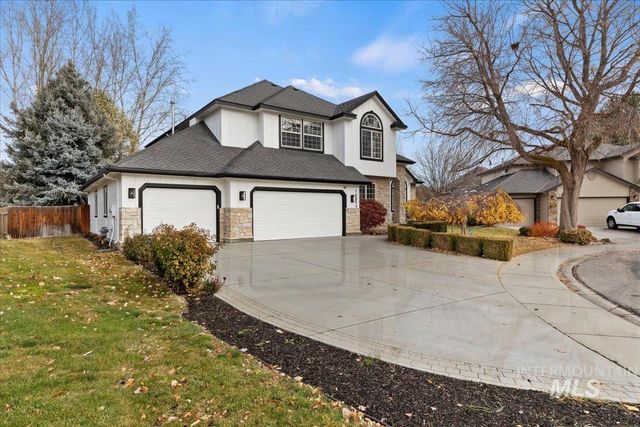 $825,000 | 12824 West Roseglen Court | Centennial