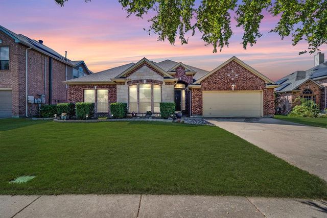 $445,000 | 10 Saddlewood Court | Mansfield