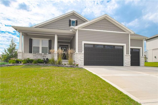 $559,900 | 11410 Bluestem Drive | Liberty Township - Clay County