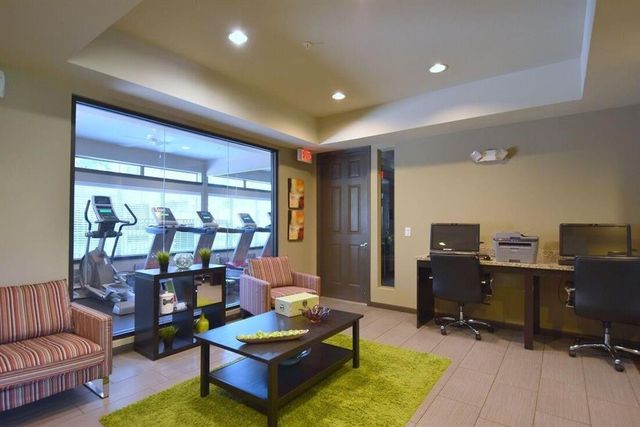 $1,490 | 3603 Chenevert Street, Unit 402 | Midtown Houston