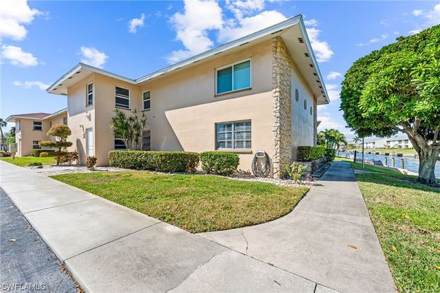 $244,900 | 4002 Coronado Parkway, Unit 101 | Cape Coral