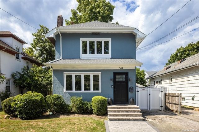 $979,000 | 544 Monroe Street | Cedarhurst